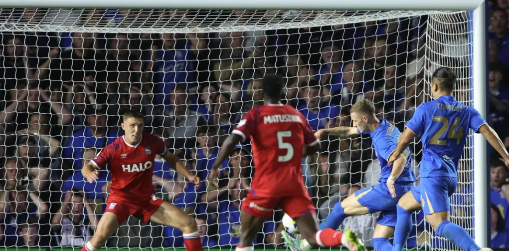 A Dominant Start and a Moment of Magic