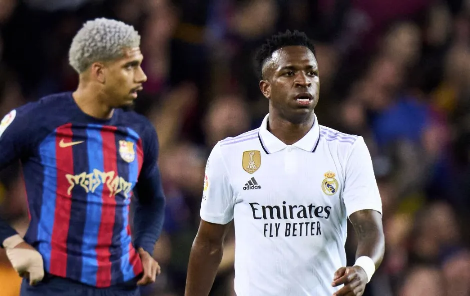 Defensive Stalwarts and Midfield Maestros