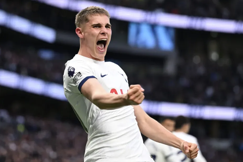 Van de Ven's Direct Response: A Full-Back's Perspective